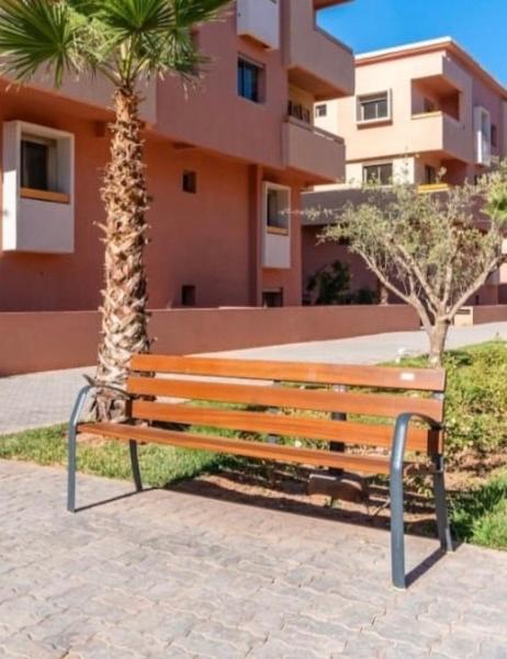 公寓 Chic Appartement 3Ch Confortable Vus Piscine 马拉喀什